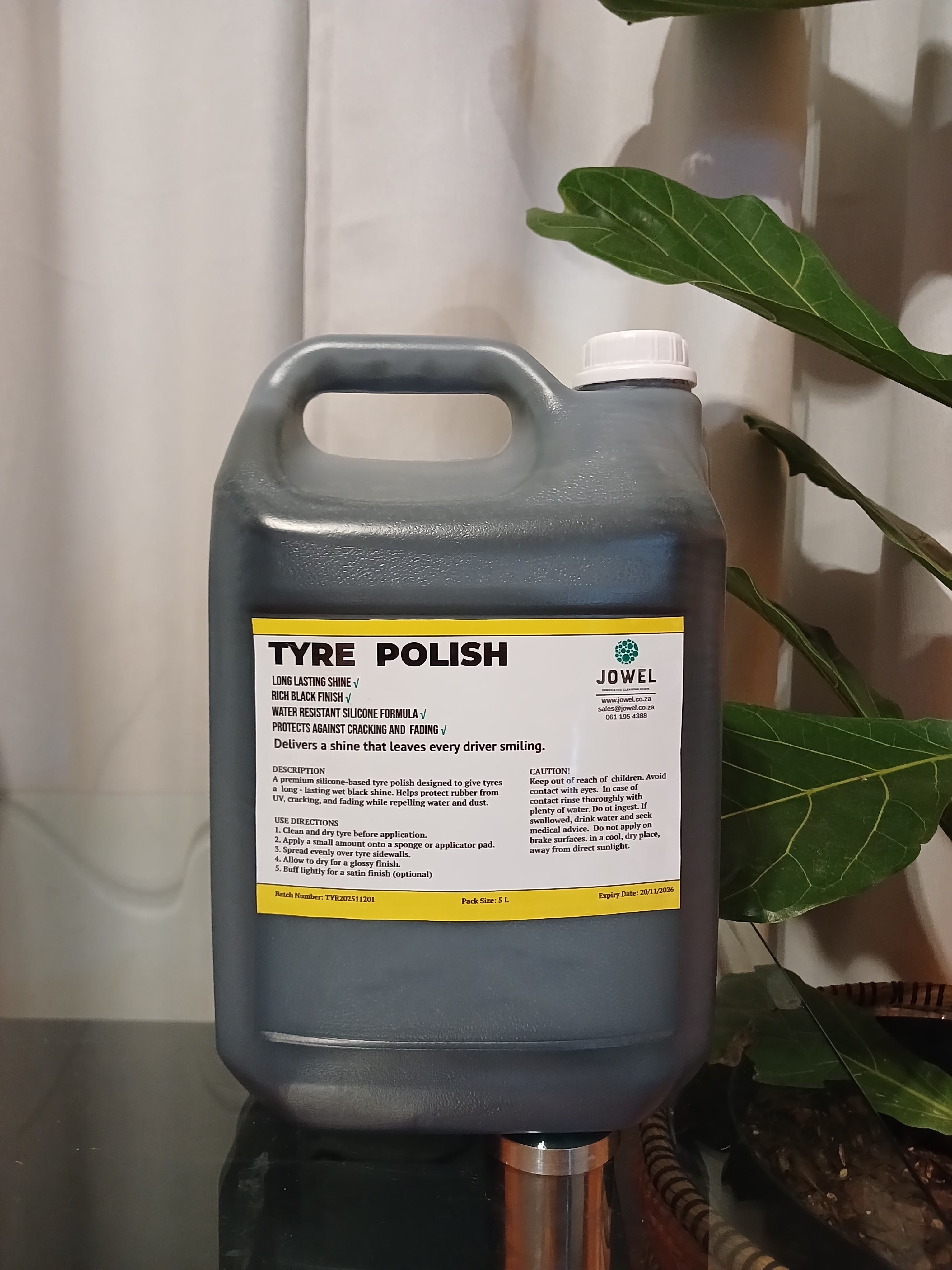 Tyre polish